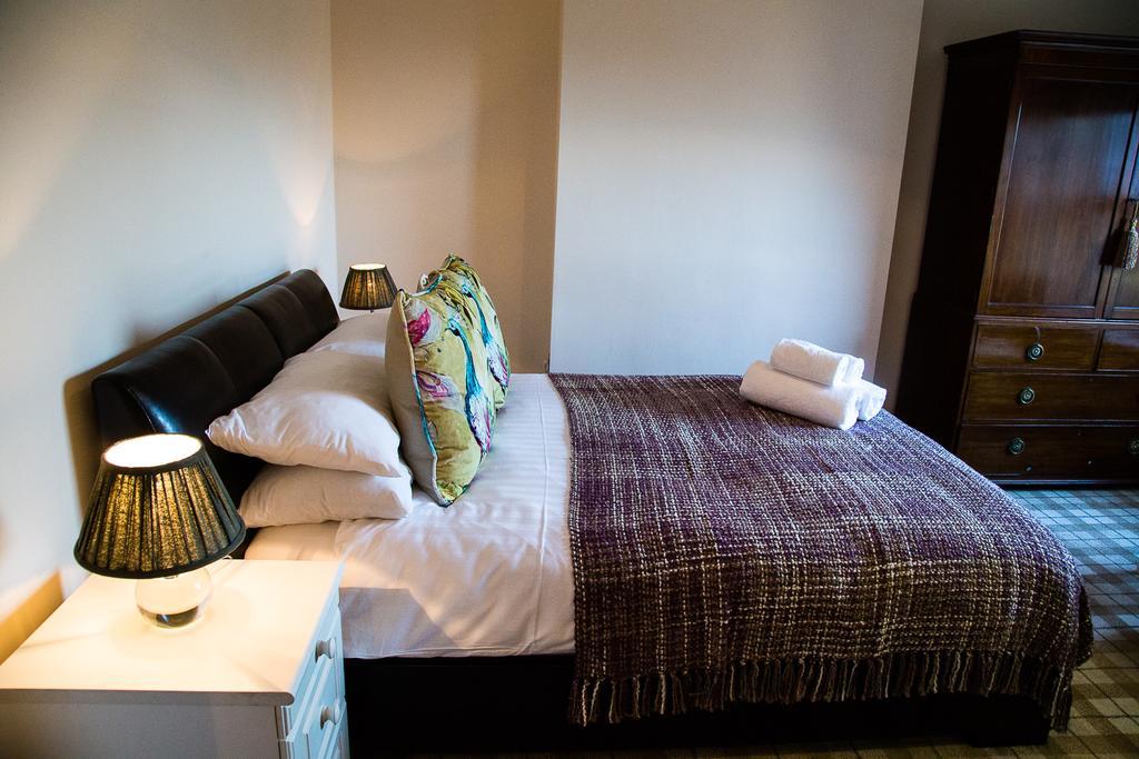 Harrogate Elite Living Apartment Bagian luar foto