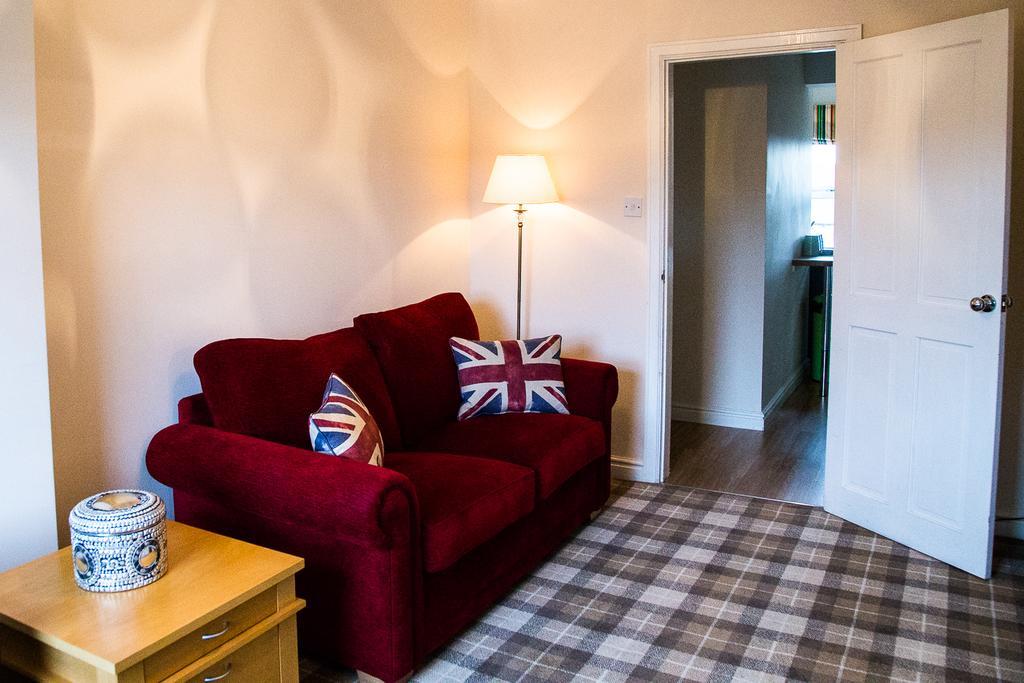 Harrogate Elite Living Apartment Bagian luar foto
