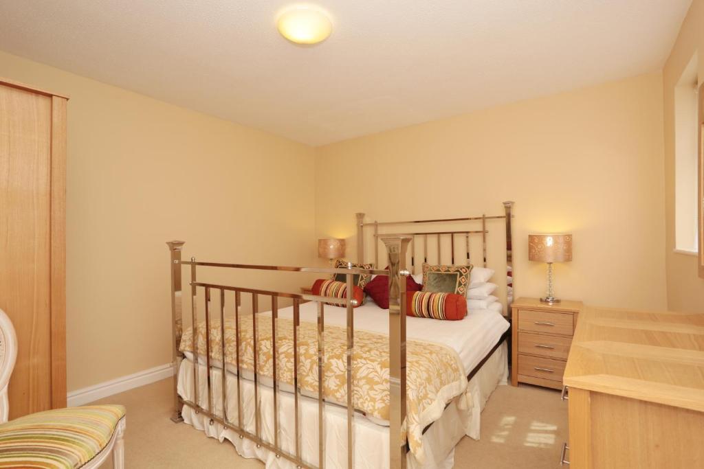 Harrogate Elite Living Apartment Bagian luar foto
