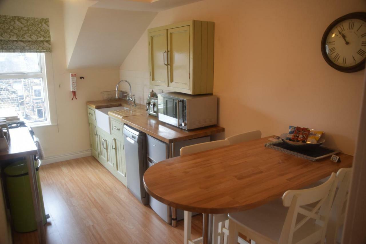Harrogate Elite Living Apartment Bagian luar foto